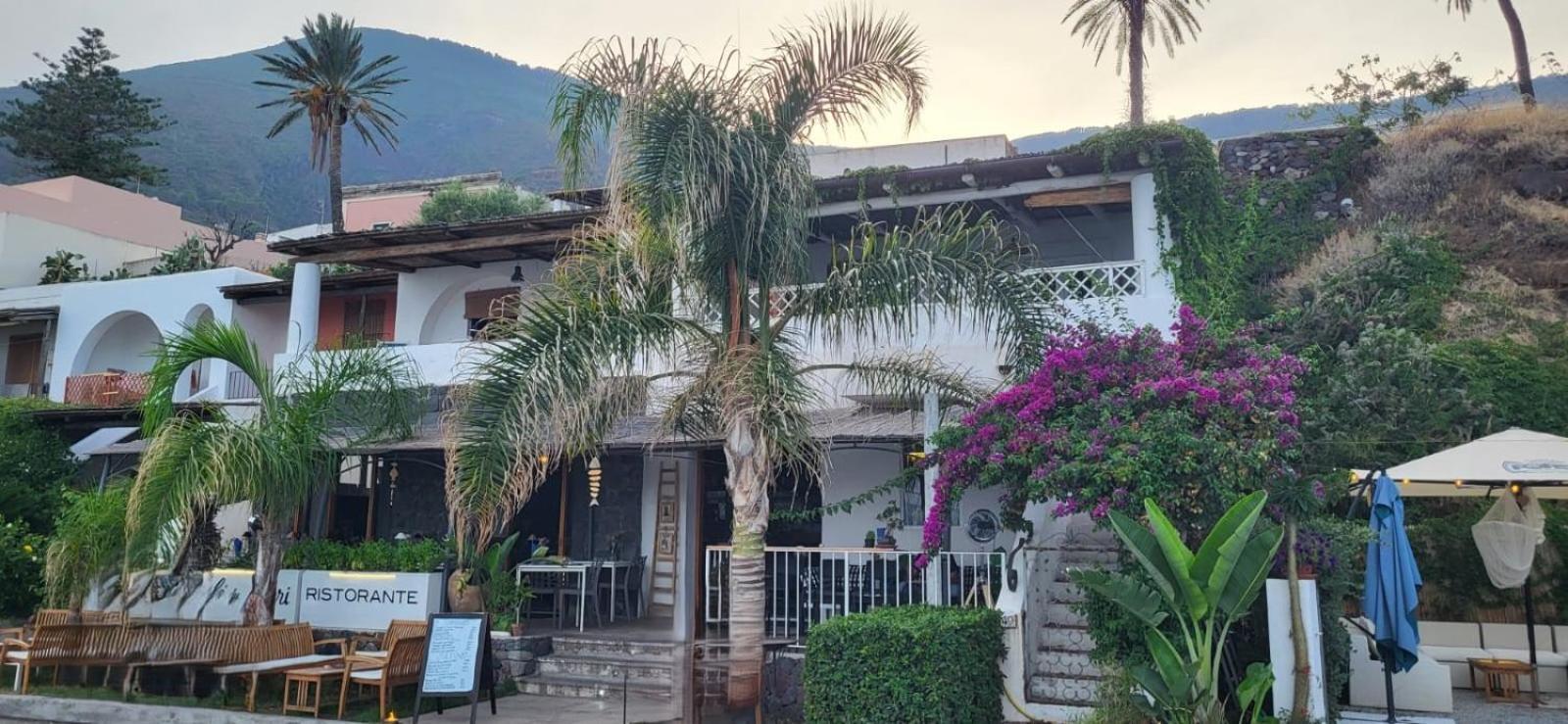 Apartamento La Terrazza Sul Mare Santa Marina Salina Exterior foto